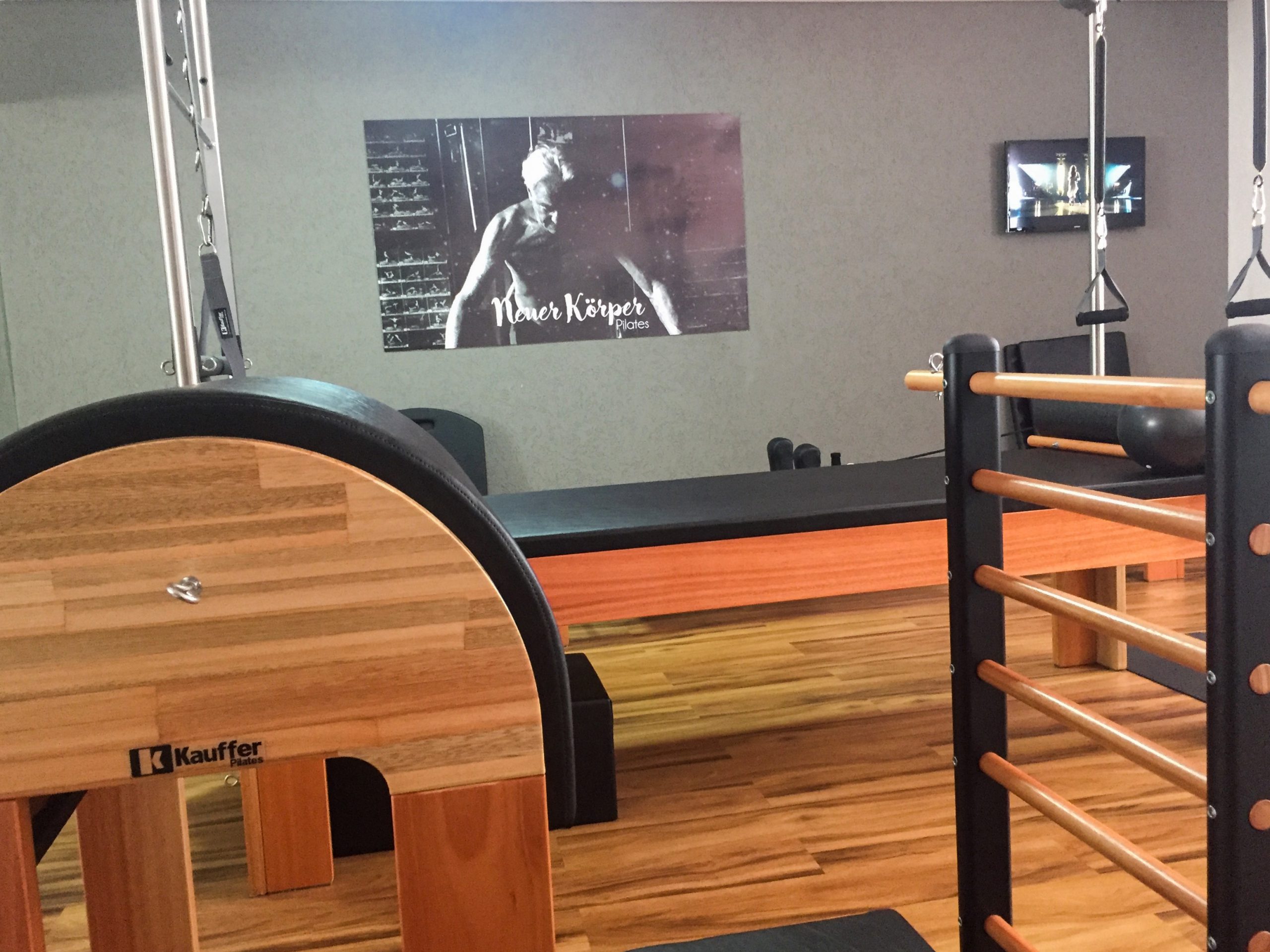 Studio de pilates em academia: conheça as facilidades do modelo de negócio