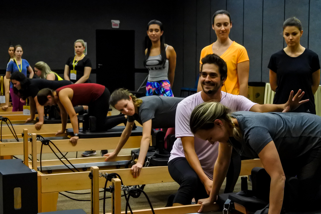Os benefícios das aulas de Pilates em grupo!