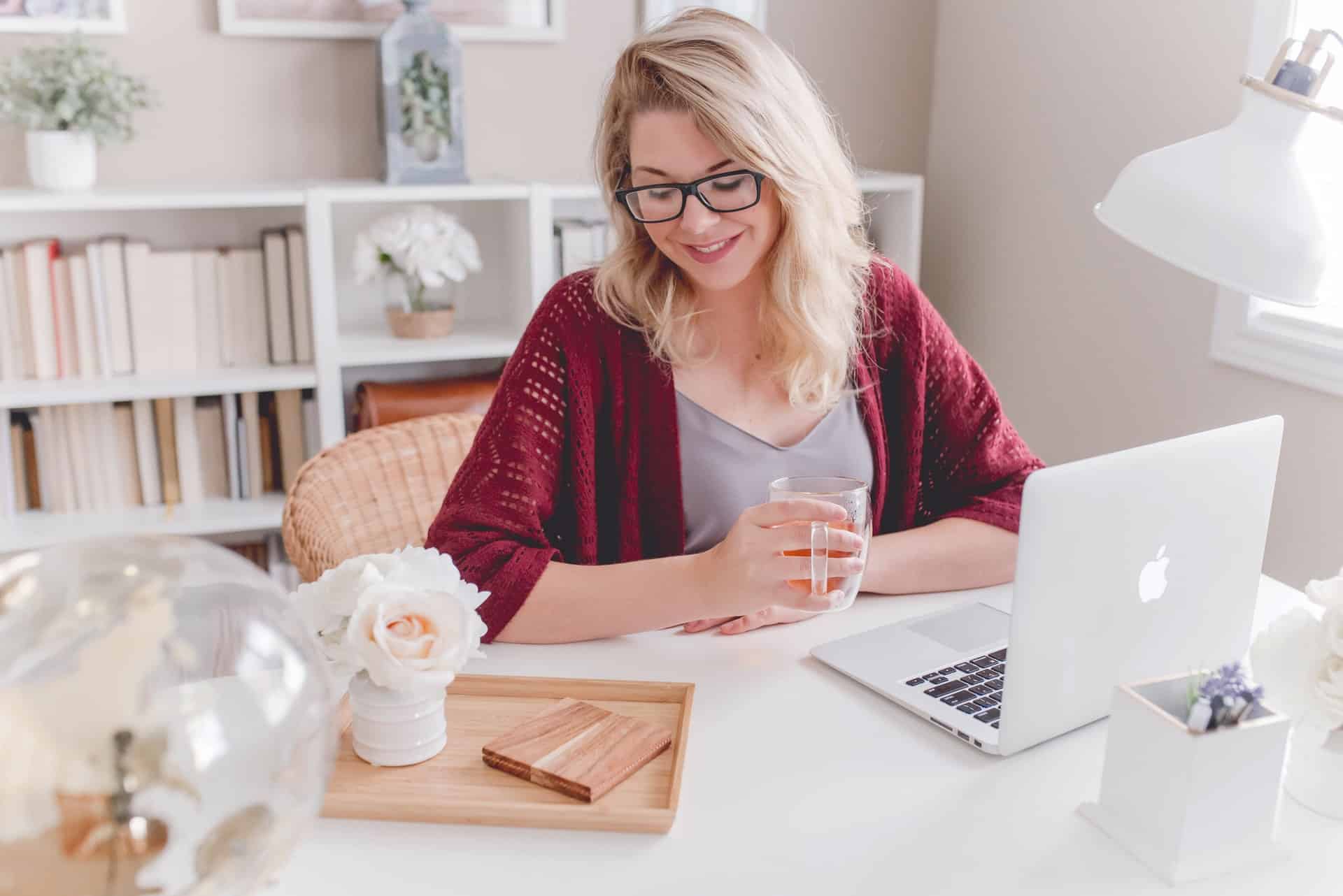 Ergonomia no home office: como evitar problemas de saúde trabalhando de casa